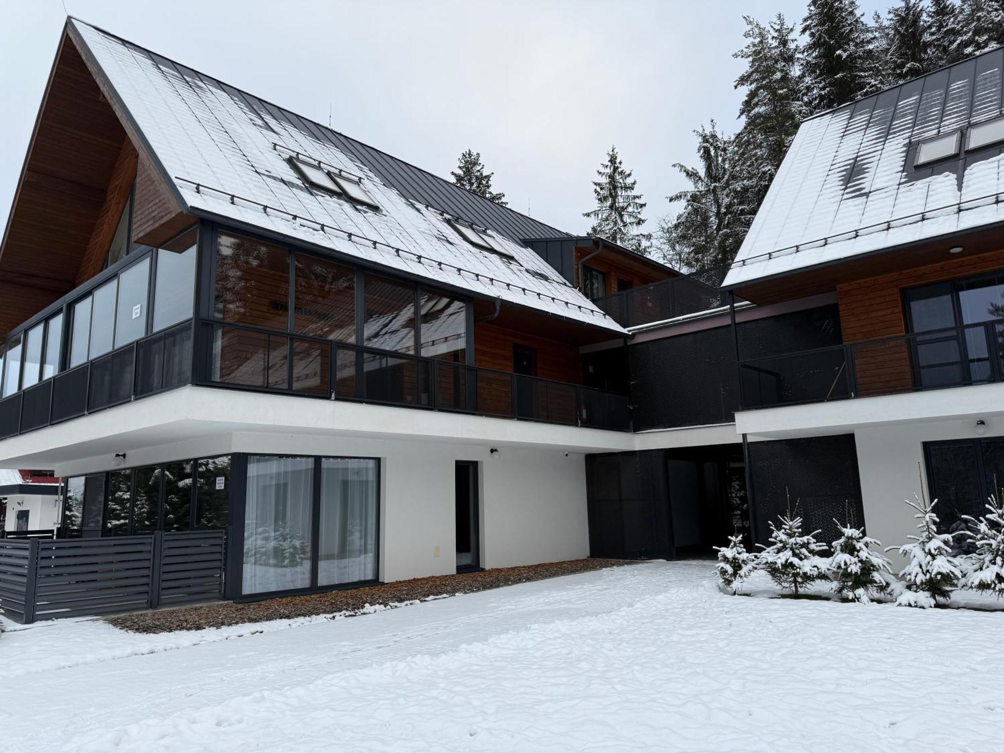 3 Apartmany Ski Jasna เดมานอฟสกา โดลินา ภายนอก รูปภาพ